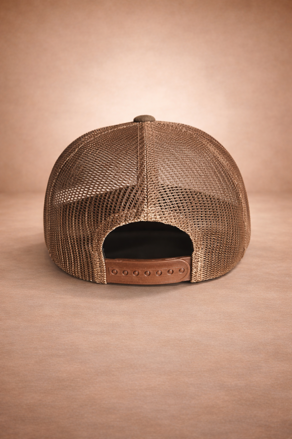 Cuero Santo Pluma Santa Cap